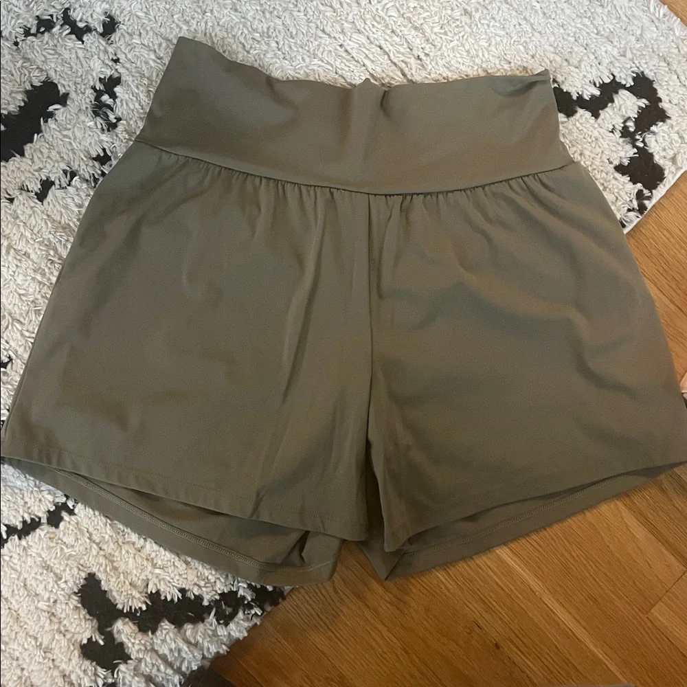 🪅Halara High Waist Dbl Layer Athletic Short SoftlyZero XL olive green 5” inseam - Picture 5 of 6
